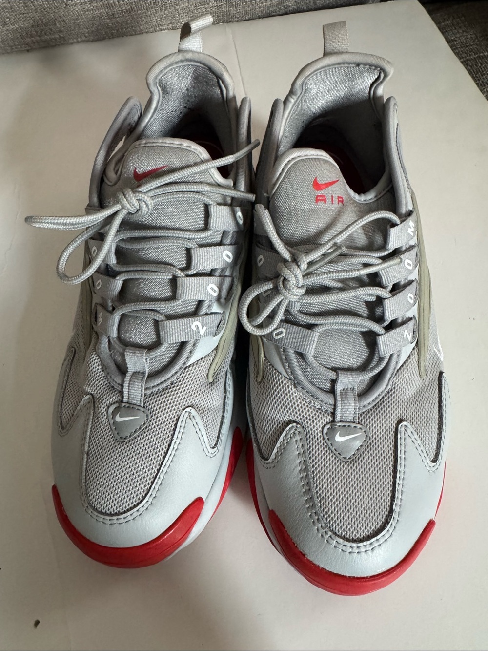 Nike White and Gray Sneakers with Red Accents - Picture 2 of 7